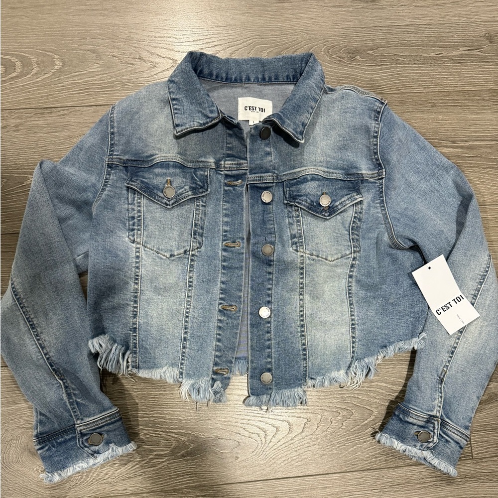 Raw hem, Cropped Jean Jacket